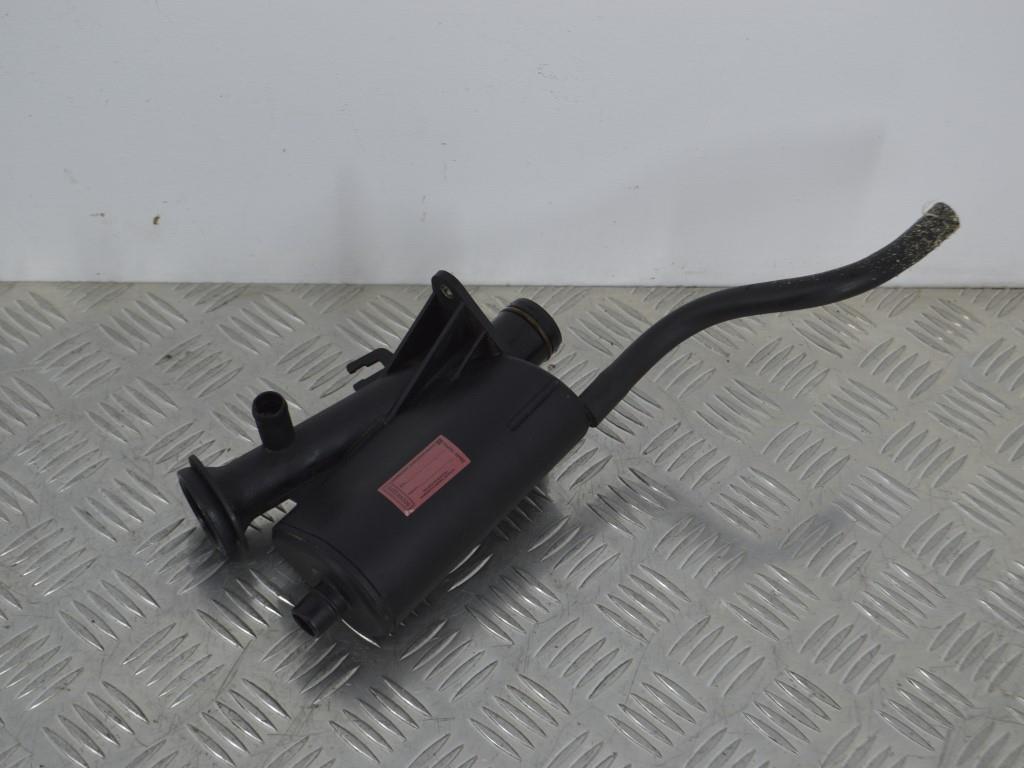 Маслозаливная горловина