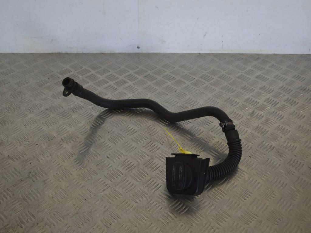 Маслозаливная горловина