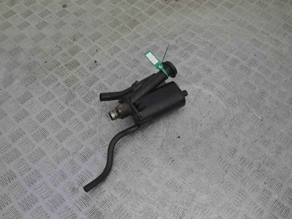 Маслозаливная горловина