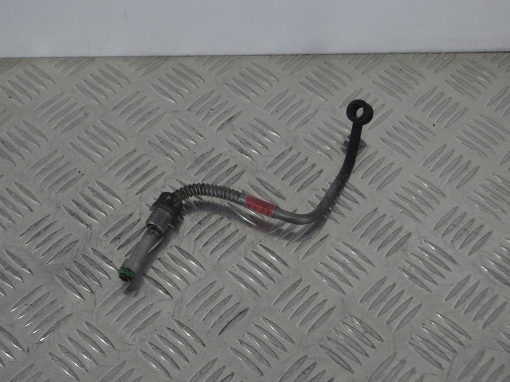 Масляная трубка турбины