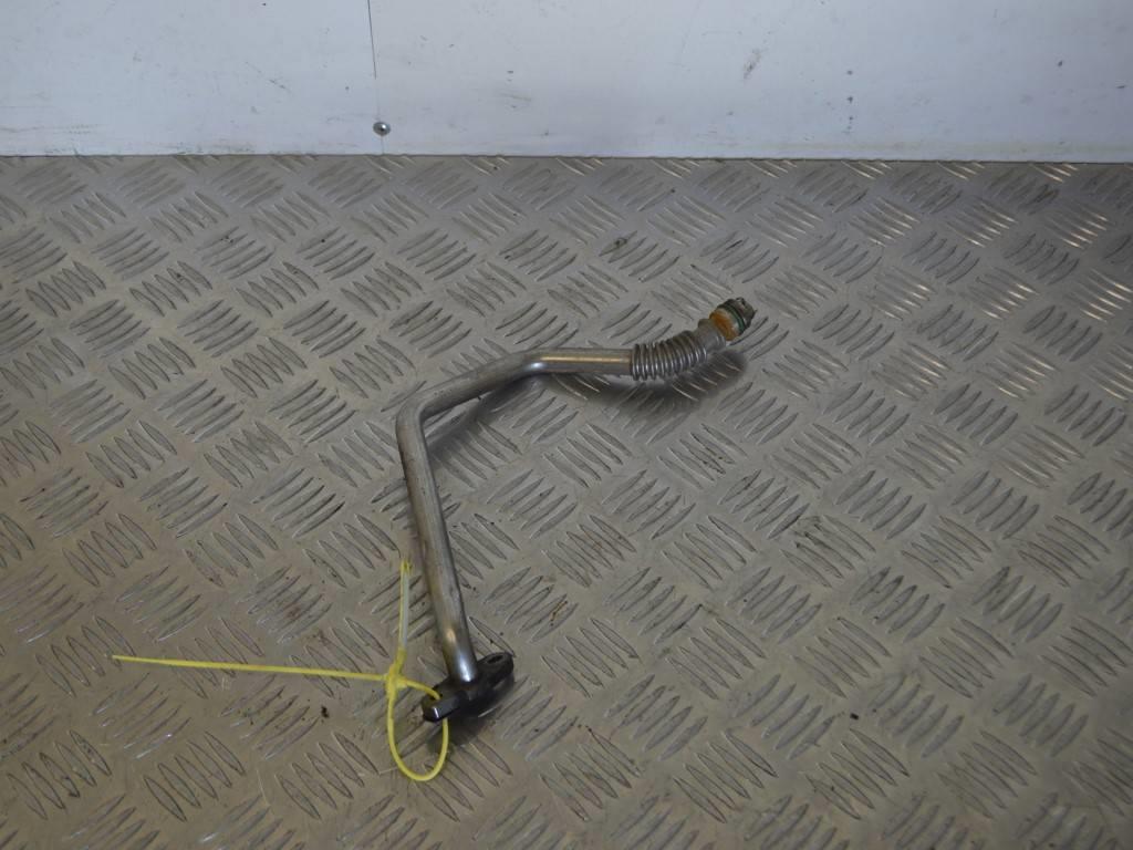 Масляная трубка турбины