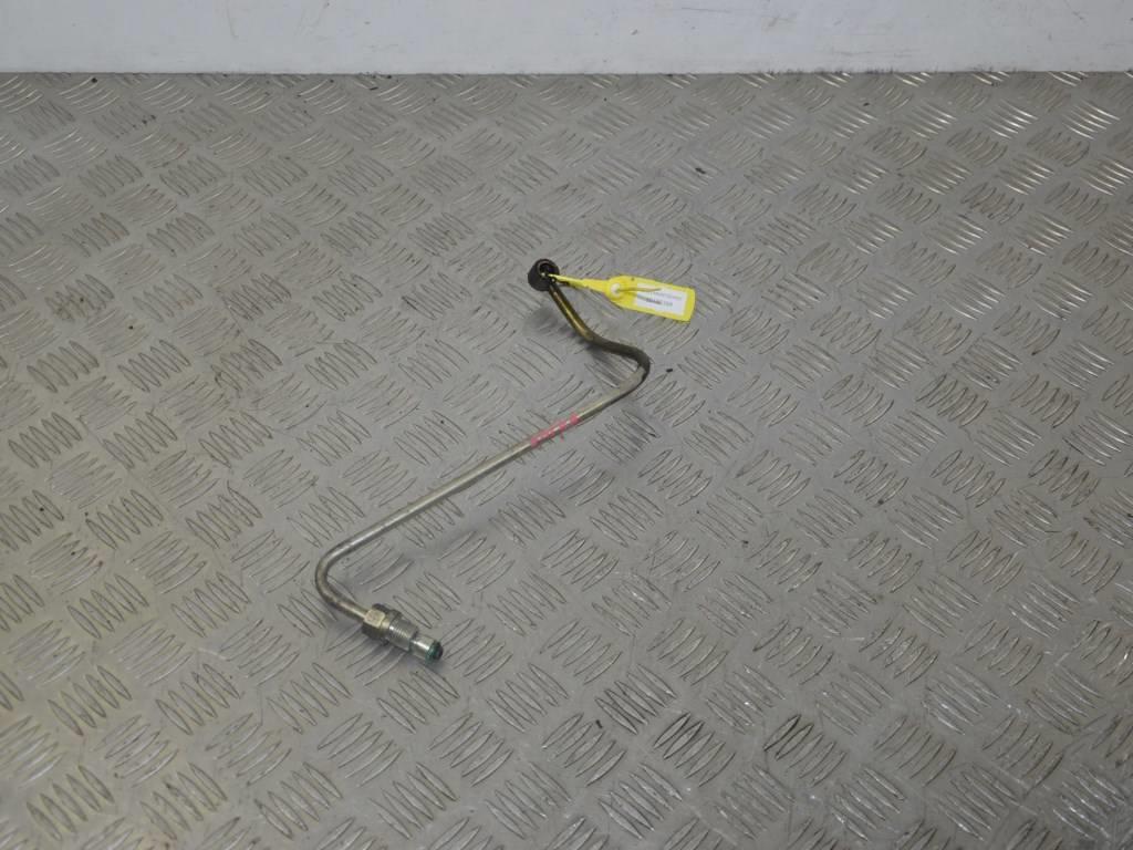 Масляная трубка турбины