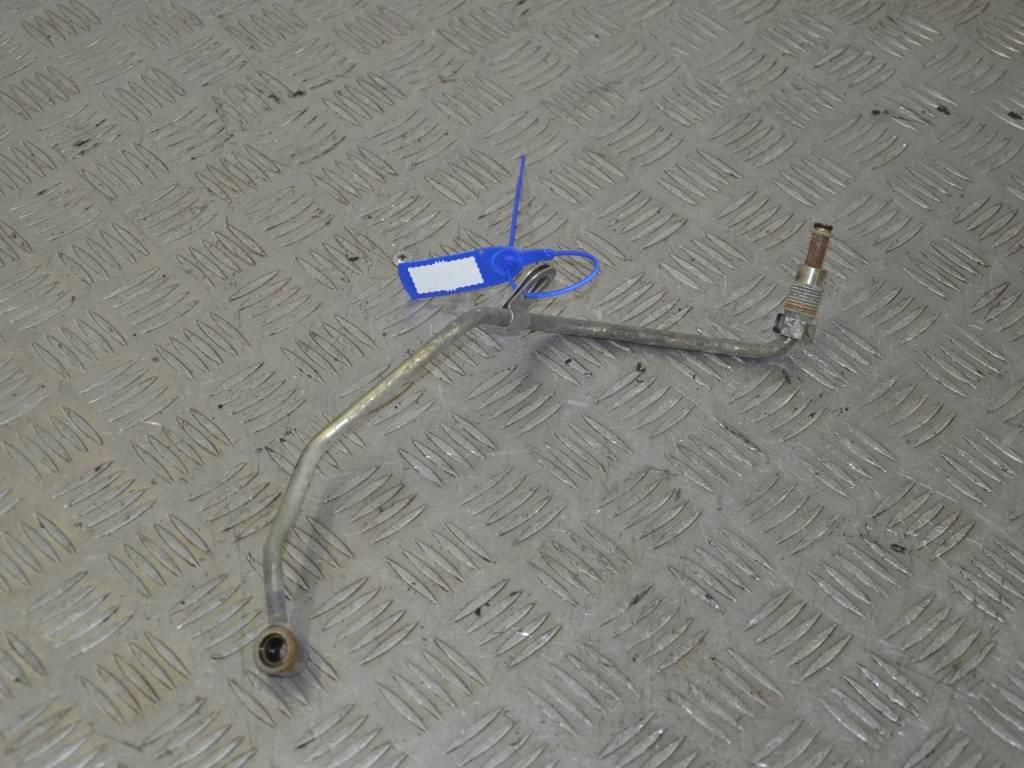 Масляная трубка турбины