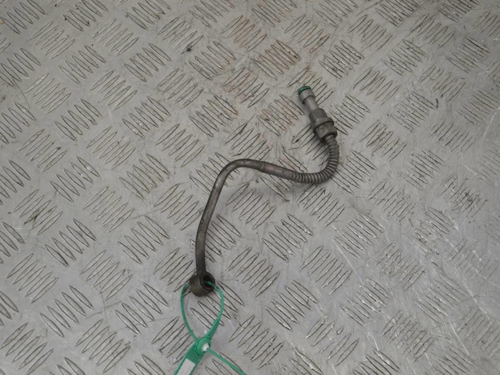 Масляная трубка турбины