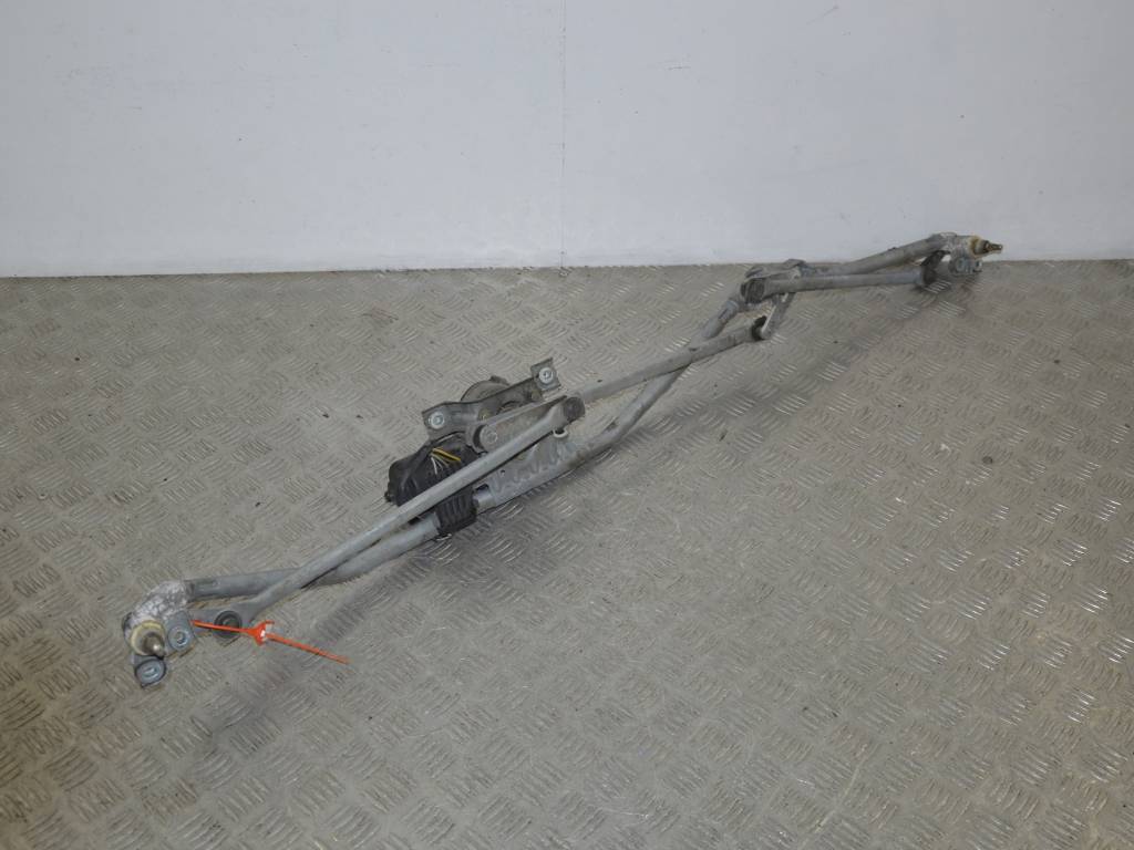 Механизм стеклоочистителя (трапеция дворников)