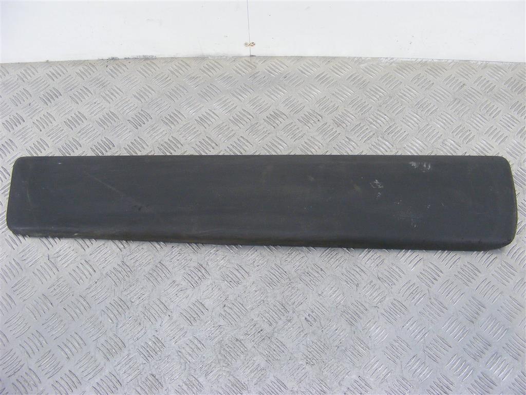 Молдинг двери передней левой Renault Trafic 2 (2001-2006) 8200036088