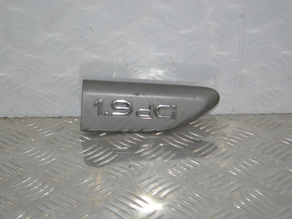 Молдинг двери передней правой Renault Laguna 2 (2001-2007) 8200012572