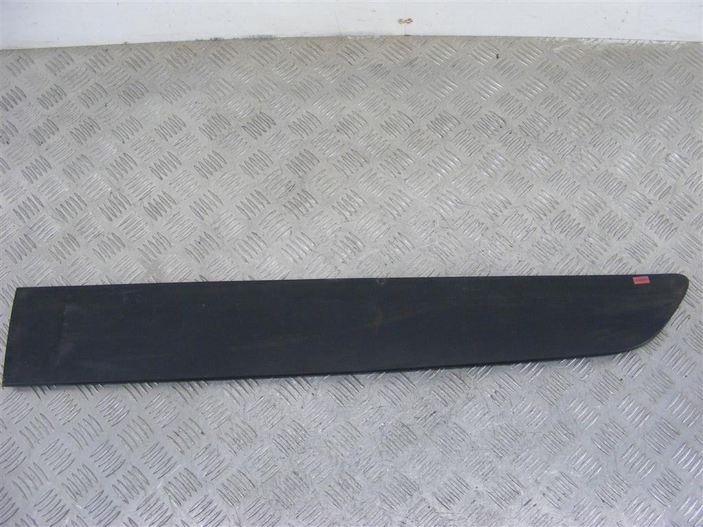 Молдинг двери задней левой Renault Espace 4 (2003-2010) 8200095951