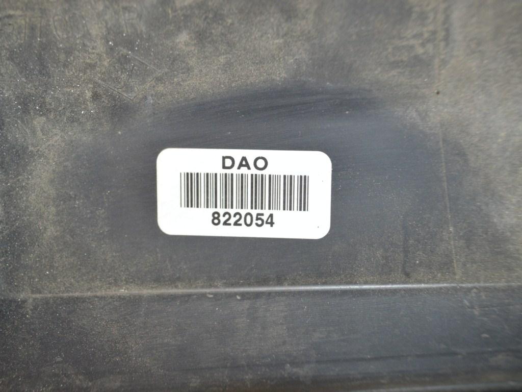 Молдинг двери задней левой