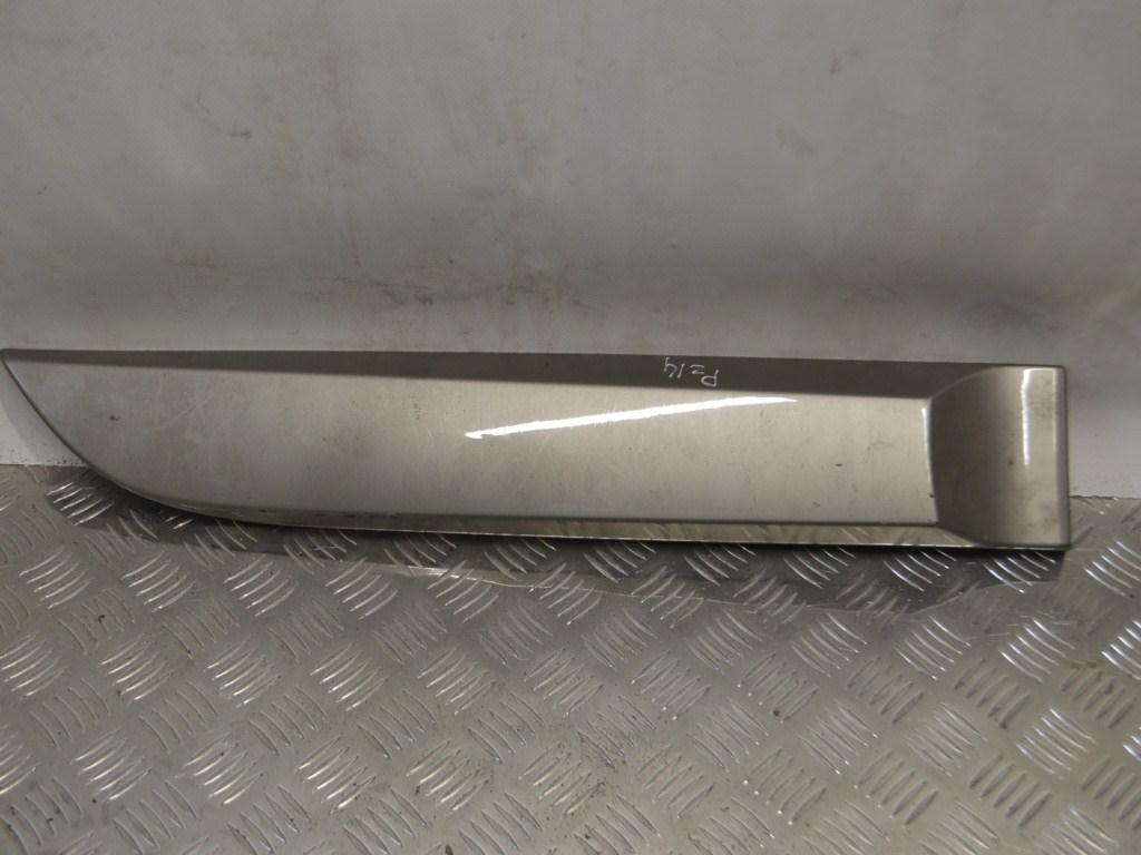 Молдинг двери задней правой