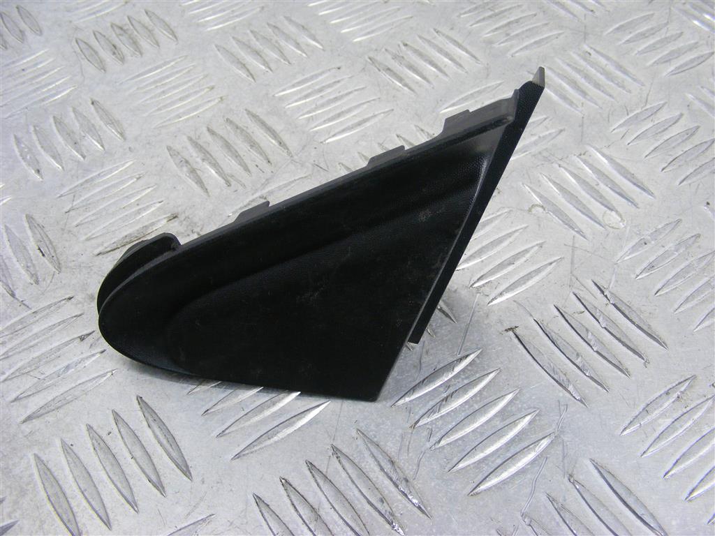 Молдинг крыла переднего левого
