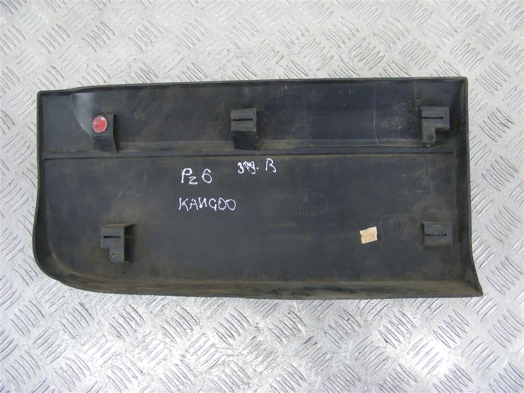 Молдинг (накладка кузовная)