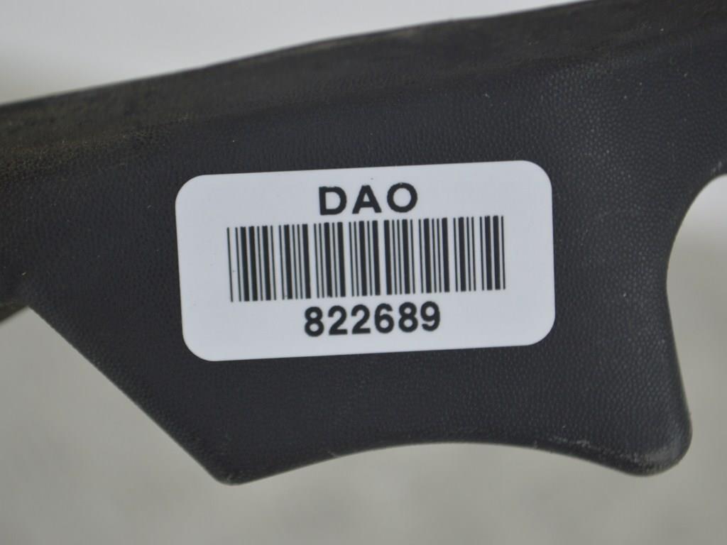 Молдинг стекла лобового