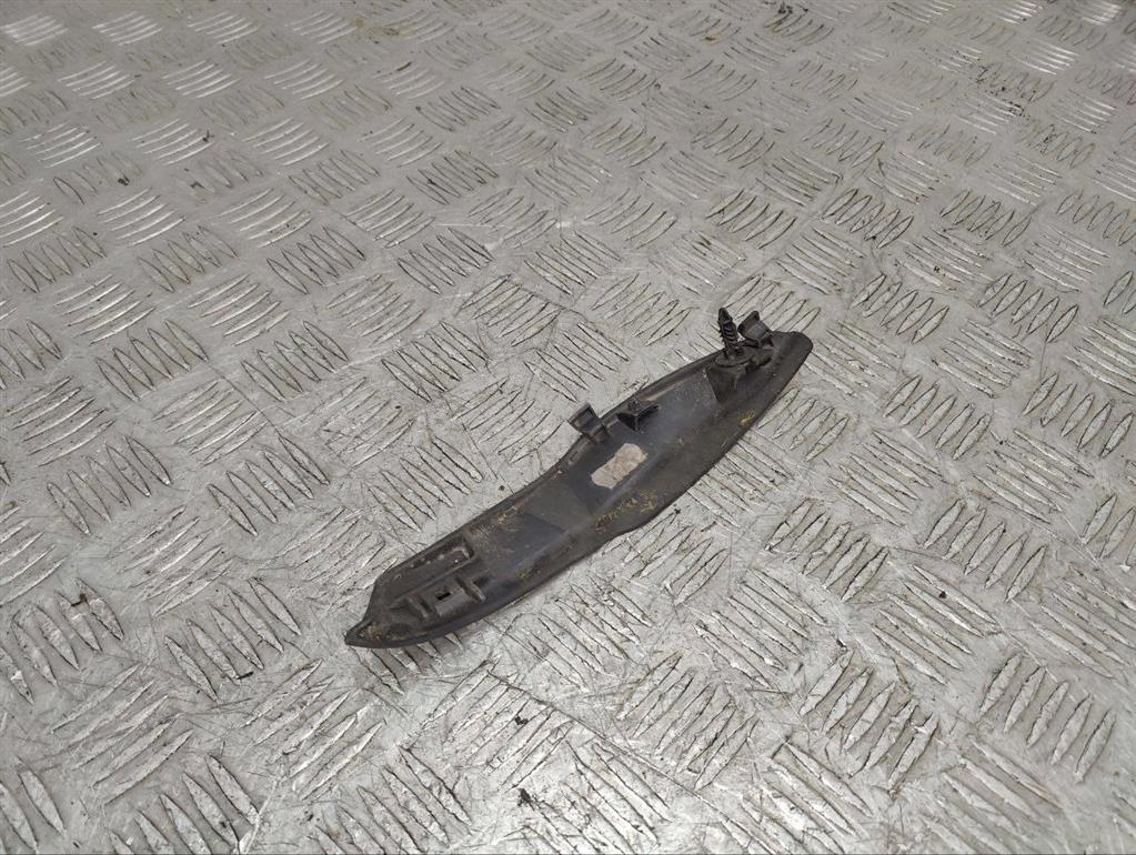 Молдинг стекла лобового