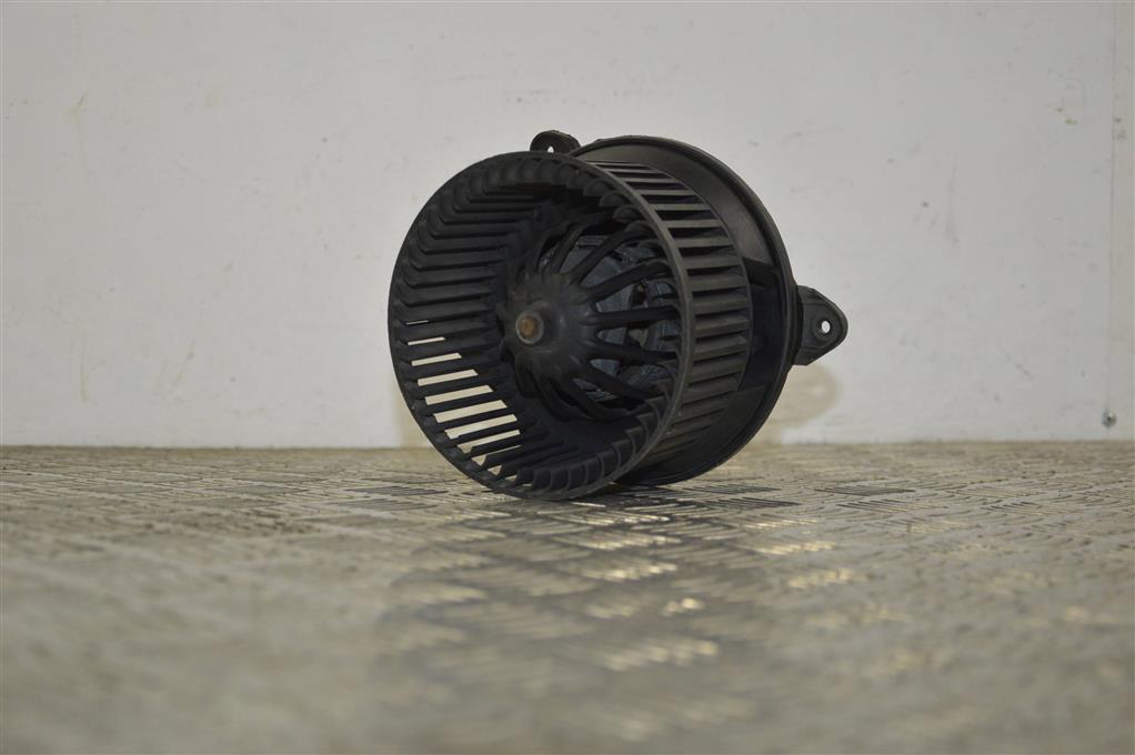 Моторчик печки Renault Scenic 1 (1996-2003)