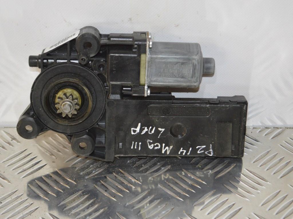 Моторчик стеклоподъемника передний левый