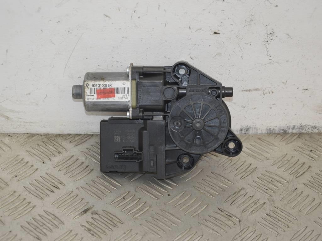 Моторчик стеклоподъемника передний левый