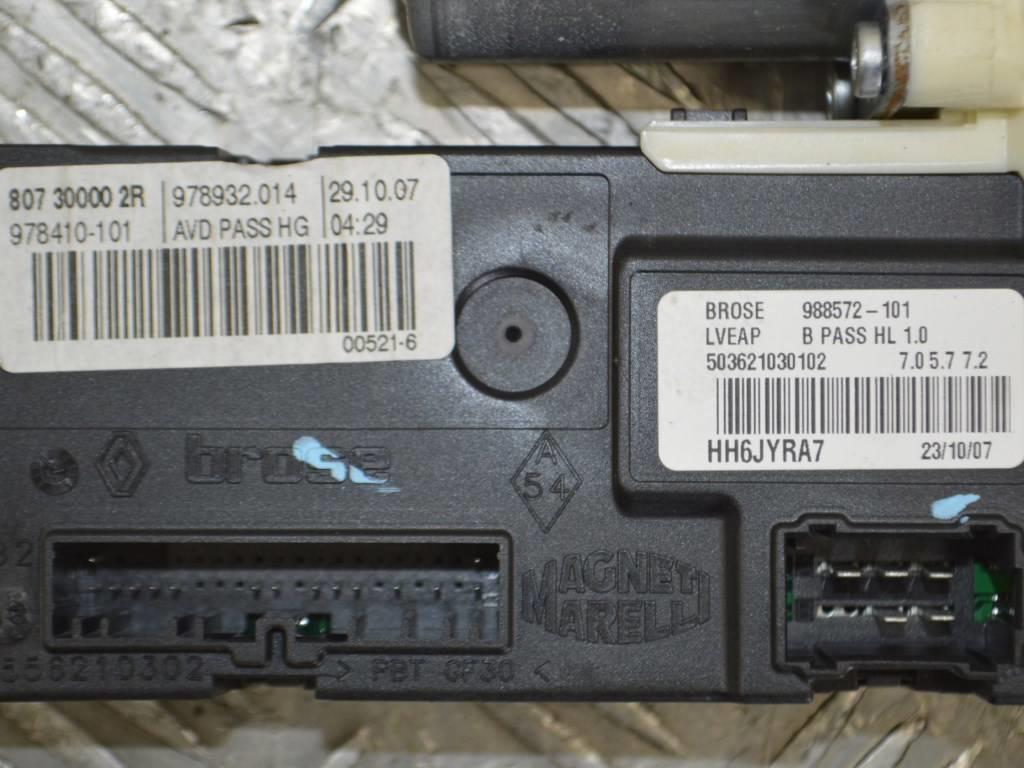 Моторчик стеклоподъемника передний правый Renault Laguna 3 (2007-2015) 807300002R
