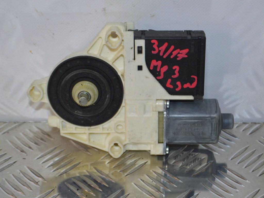 Моторчик стеклоподъемника задний левый