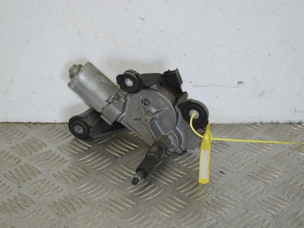 Моторчик заднего стеклоочистителя (дворника)