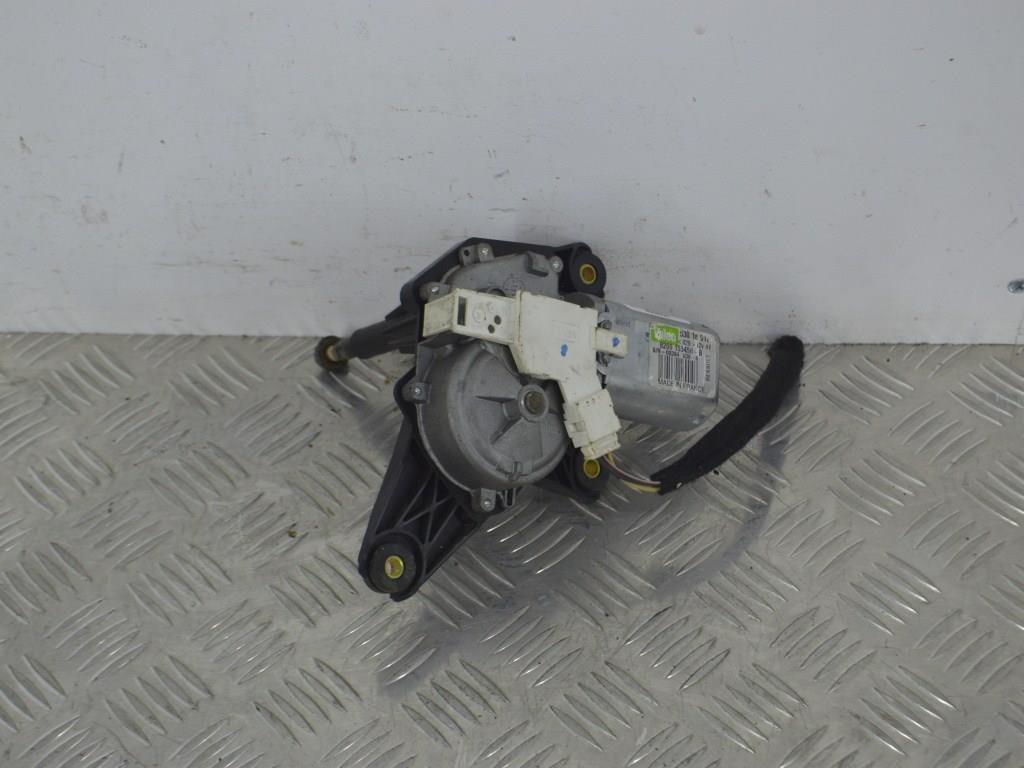 Моторчик заднего стеклоочистителя (дворника)