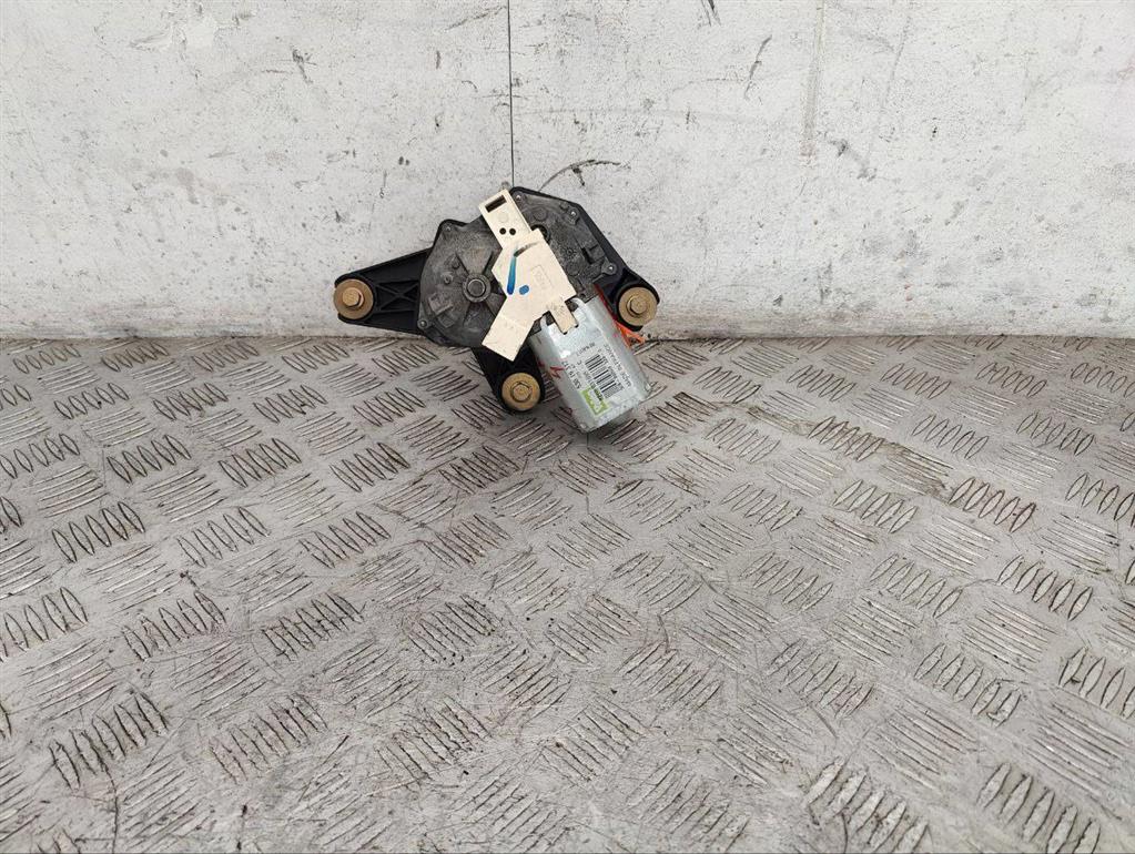 Моторчик заднего стеклоочистителя (дворника)