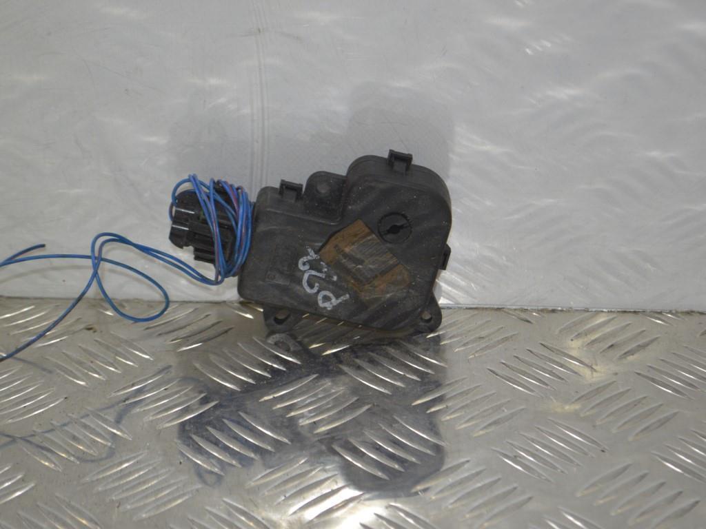 Моторчик заслонки печки