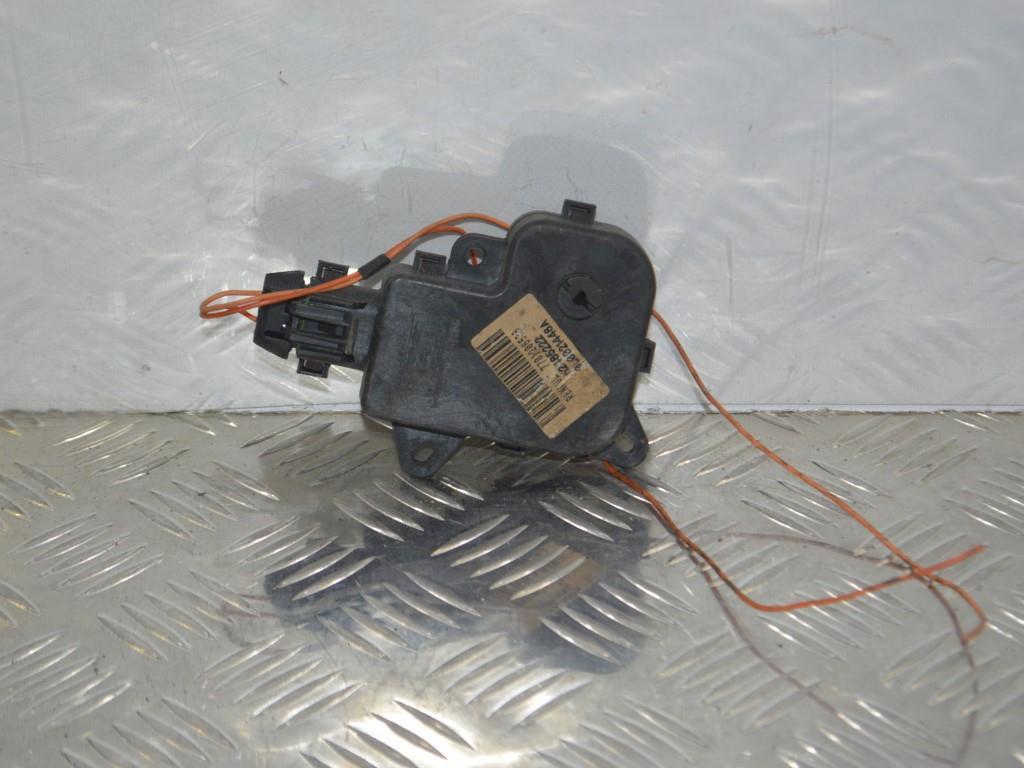 Моторчик заслонки печки