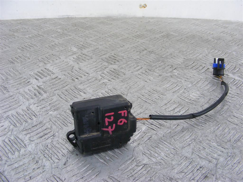 Моторчик заслонки печки Renault Scenic 1 (1996-2003)