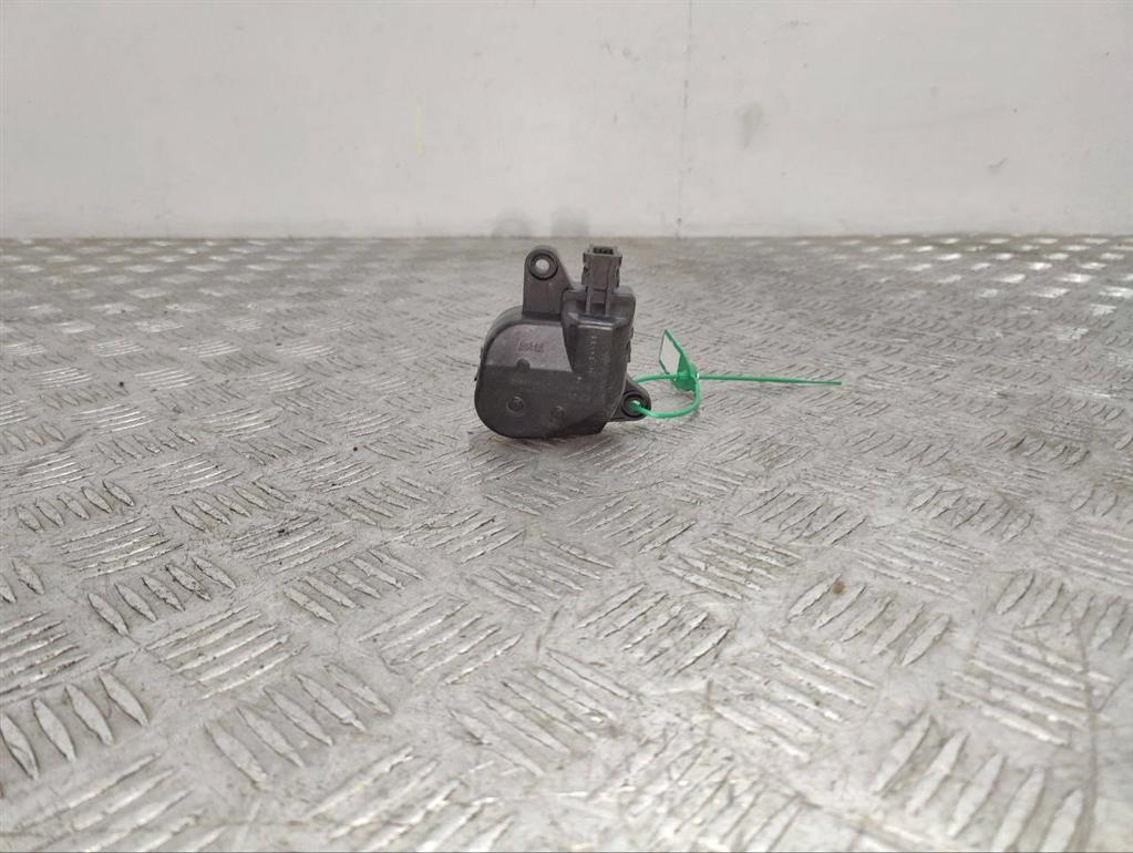 Моторчик заслонки печки