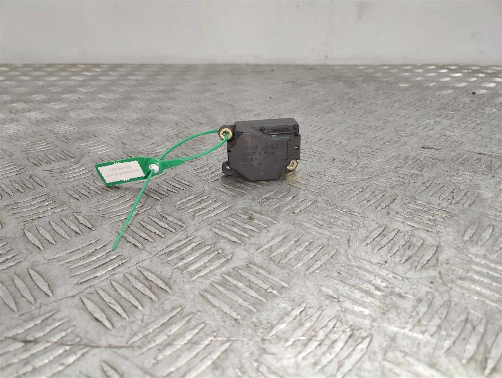 Моторчик заслонки печки