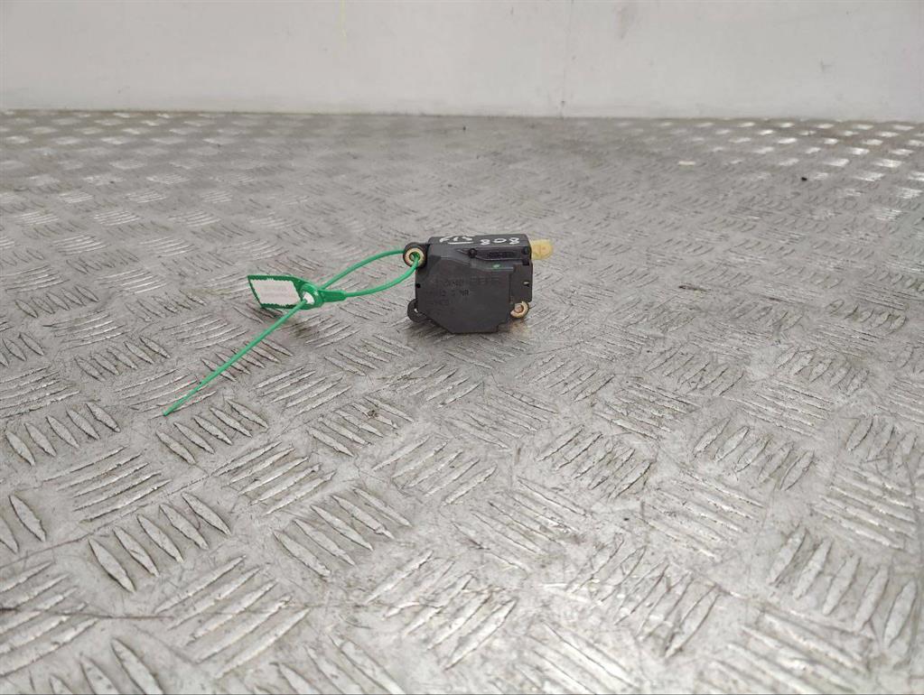 Моторчик заслонки печки