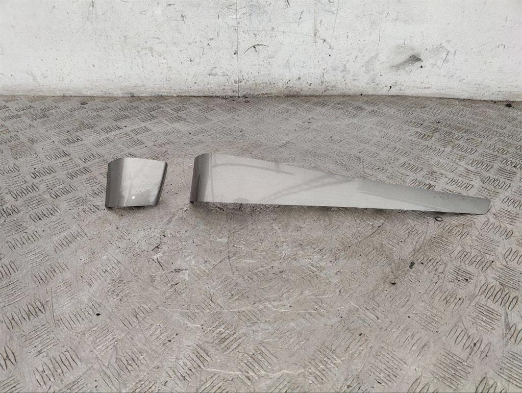 Накладка декоративная на торпедо