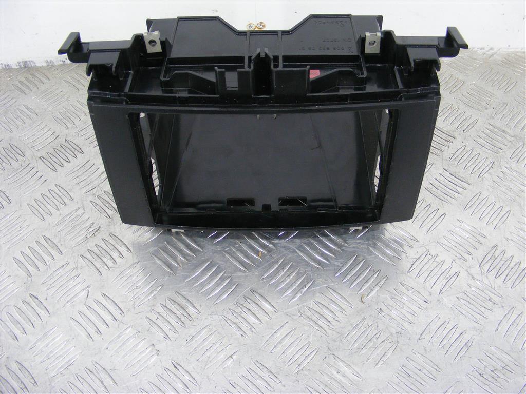 Накладка декоративная на торпедо