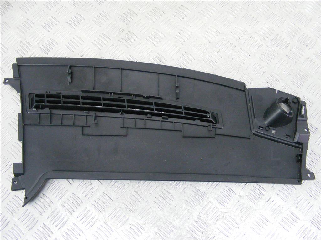 Накладка декоративная на торпедо