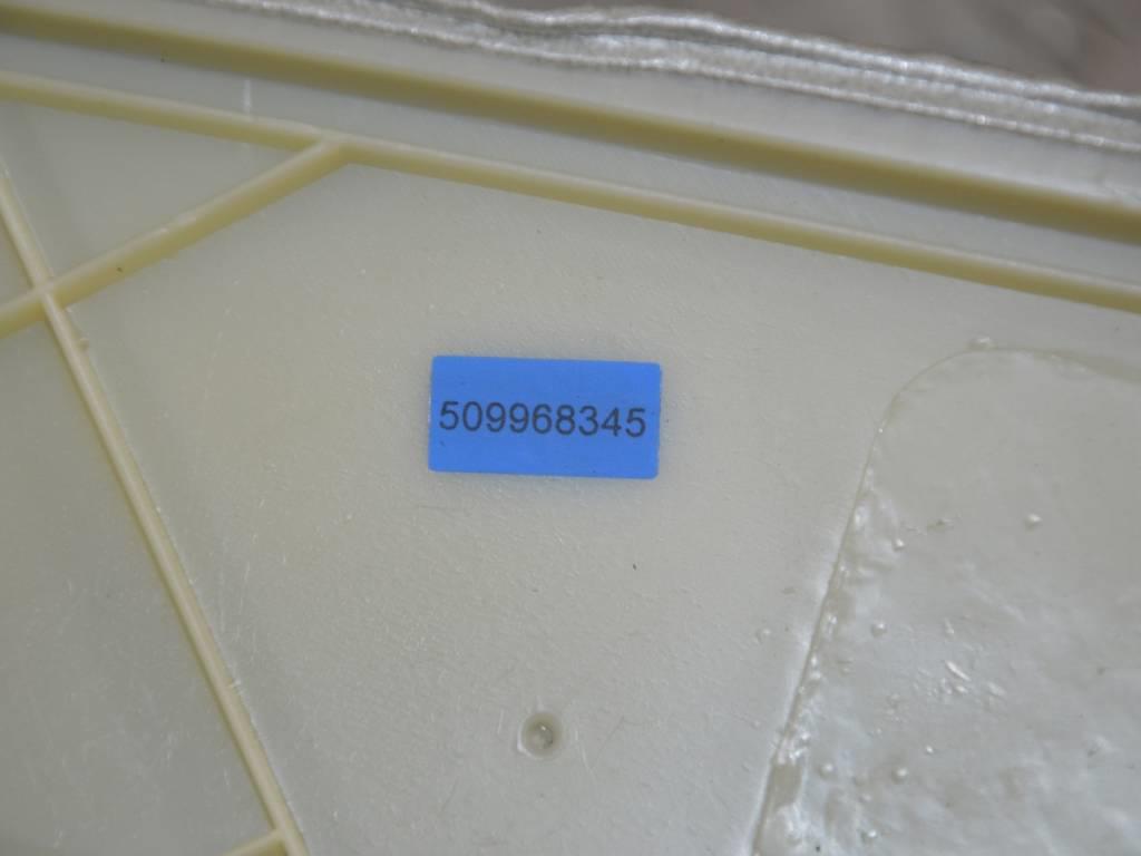 Накладка декоративная центральной консоли