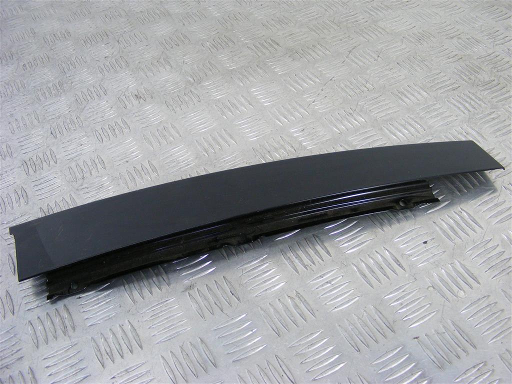 Накладка двери задней левой