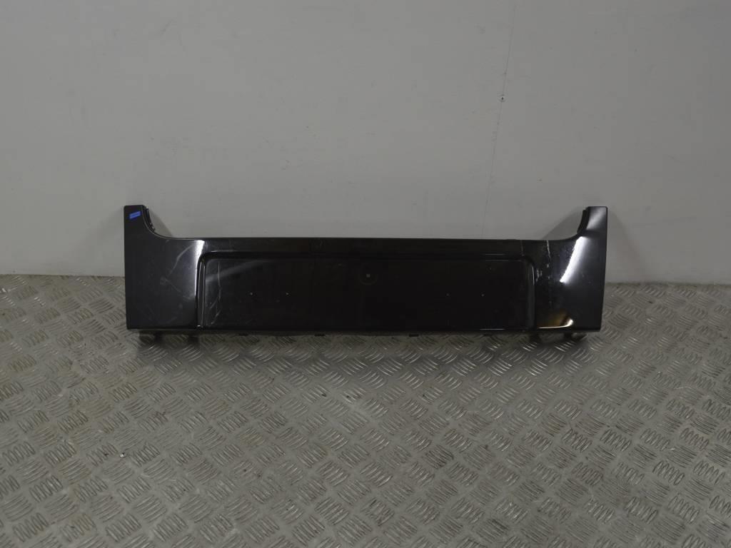 Накладка на бампер