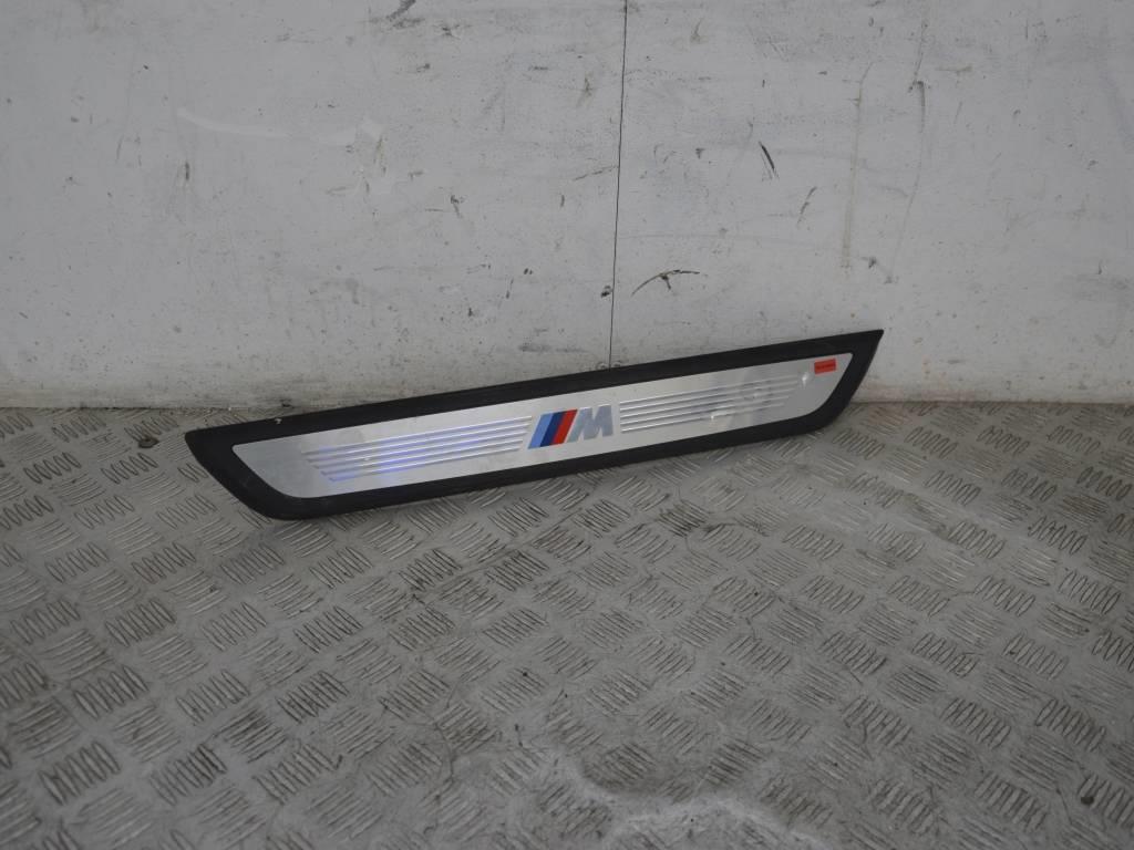 Накладка на порог внутренняя передняя левая