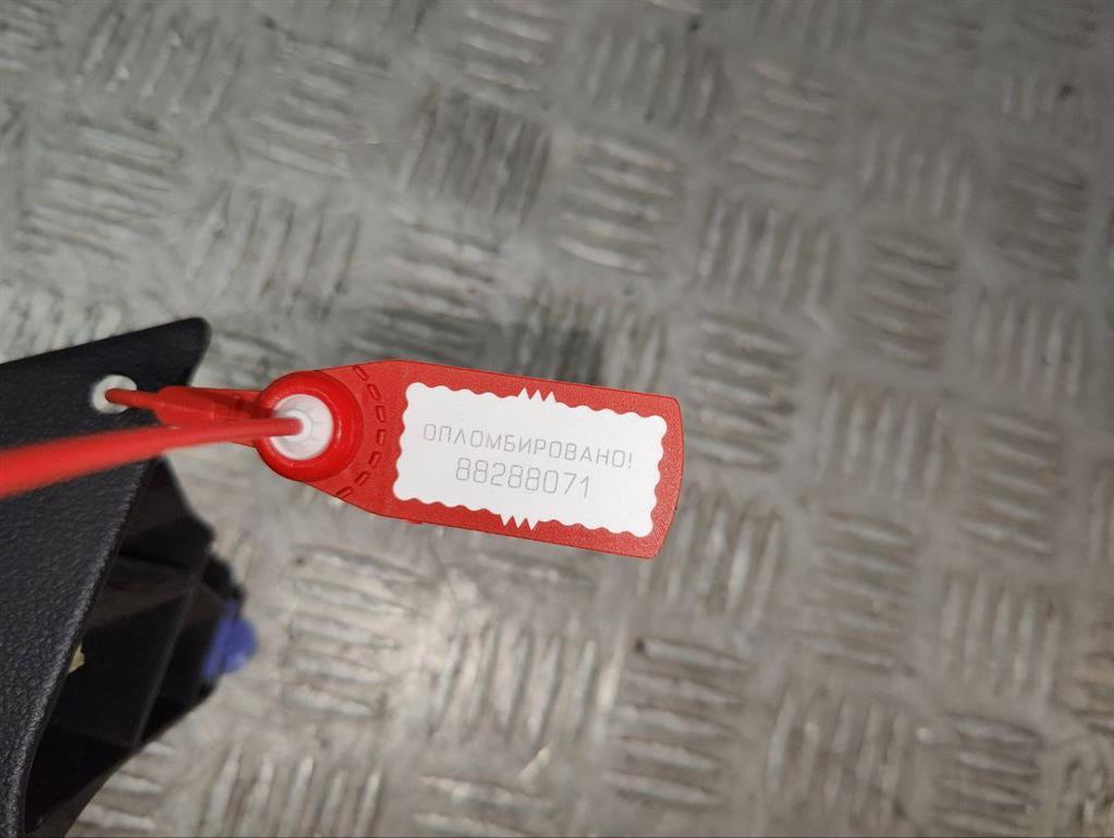 Накладка на порог внутренняя задняя правая