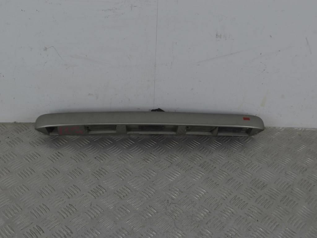 Накладка подсветки номера