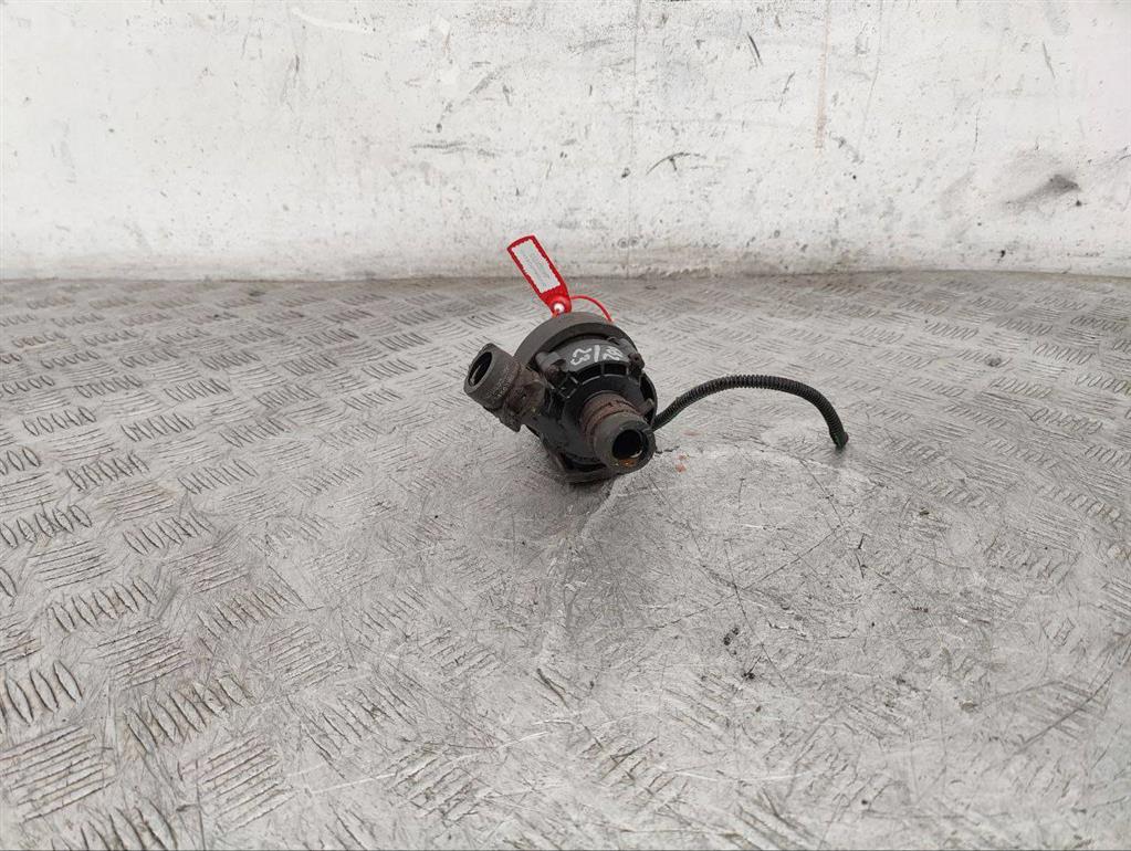 Насос антифриза дополнительный