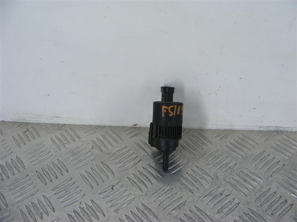 Насос (моторчик) омывателя стекла Renault Espace 3 (1996-2002) 7700821782