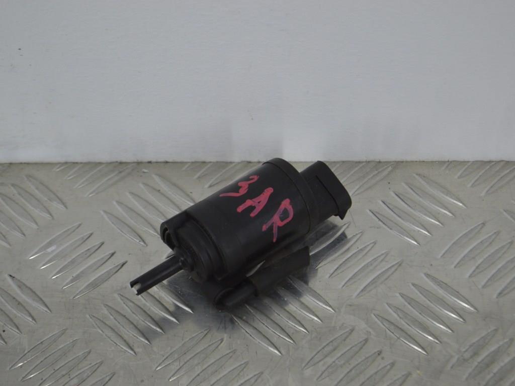 Насос (моторчик) омывателя стекла