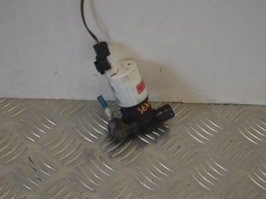 Насос (моторчик) омывателя стекла Renault Scenic 2 (2003-2009) 8200067015, 8200295885