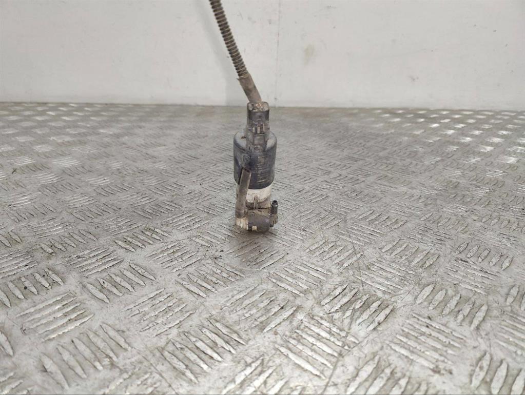 Насос (моторчик) омывателя стекла