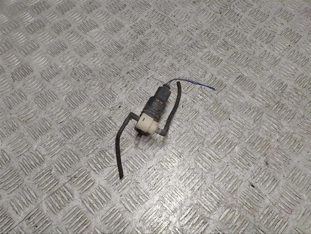 Насос (моторчик) омывателя стекла