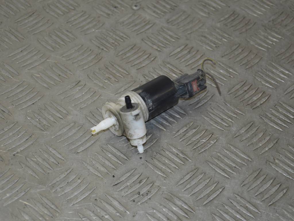 Насос (моторчик) омывателя стекла