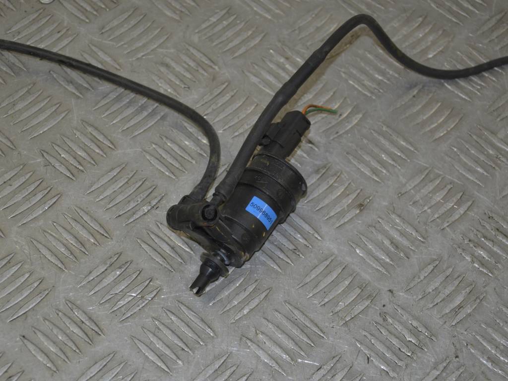 Насос (моторчик) омывателя стекла