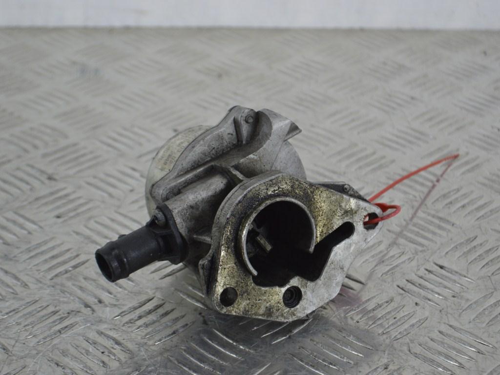 Насос вакуумный